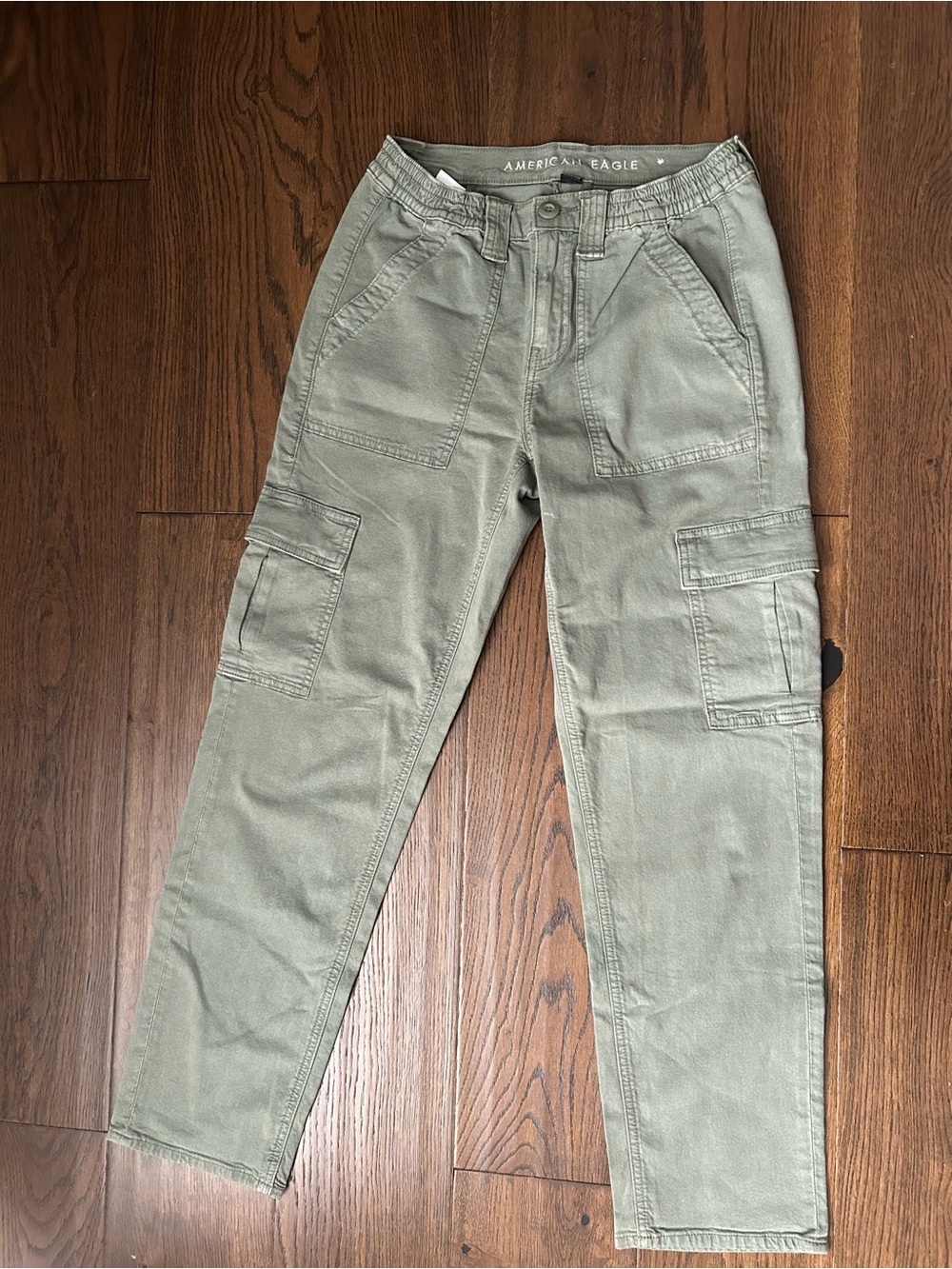 American Eagle Light Olive Green Utility Shorts BNWT